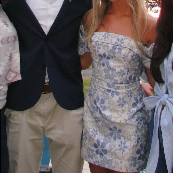 Elliatt archival floral detail oversized sleeve mini dress - Picture 5 of 5